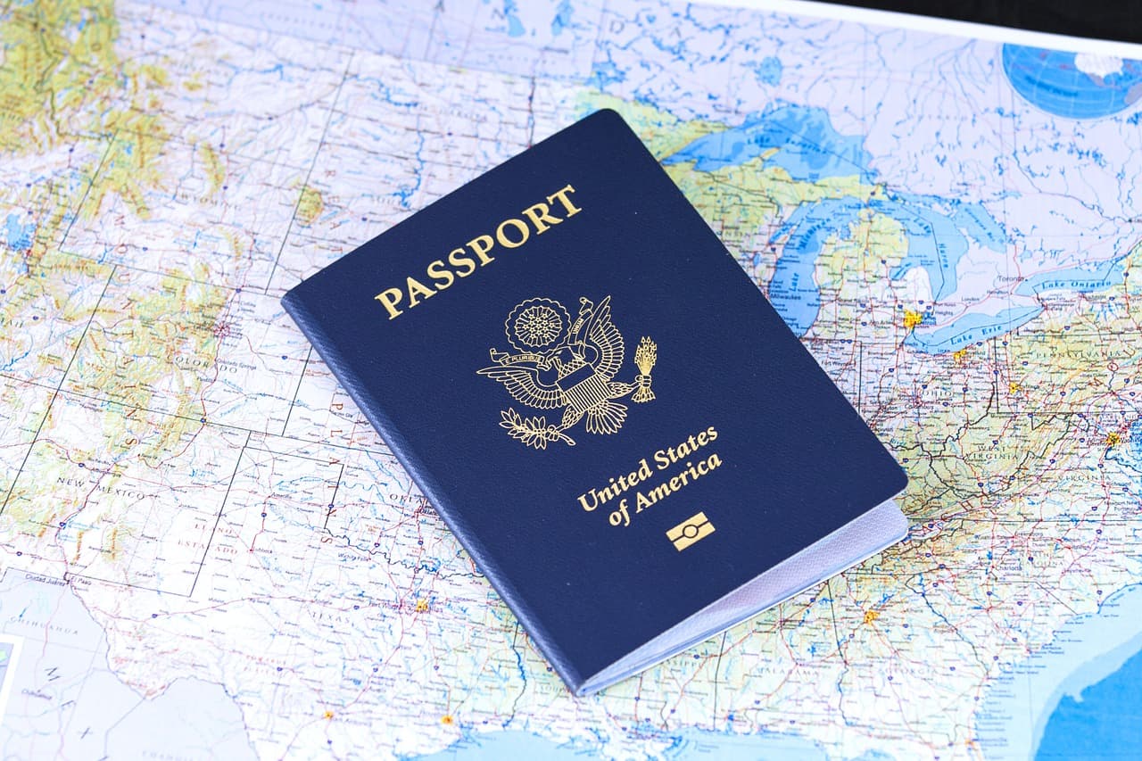 Inscrições abertas para a Loteria do Green Card 2025: garanta seu visto para os EUA!